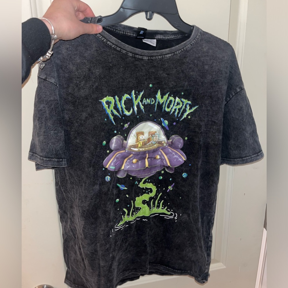 Rick & Morty graphic tee